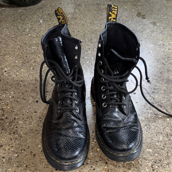 Dr. martens Boots - Picture 6 of 6